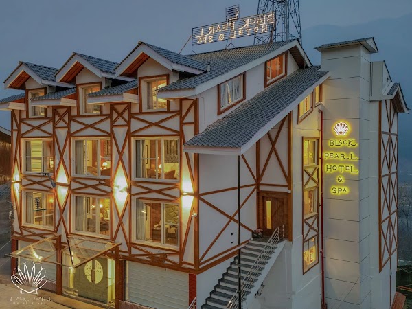 Hotel Black Pearl