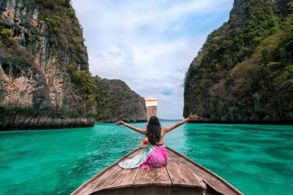 PICTURESQUE PHUKET & KRABI 4 NIGHTS 5 DAYS - Stays