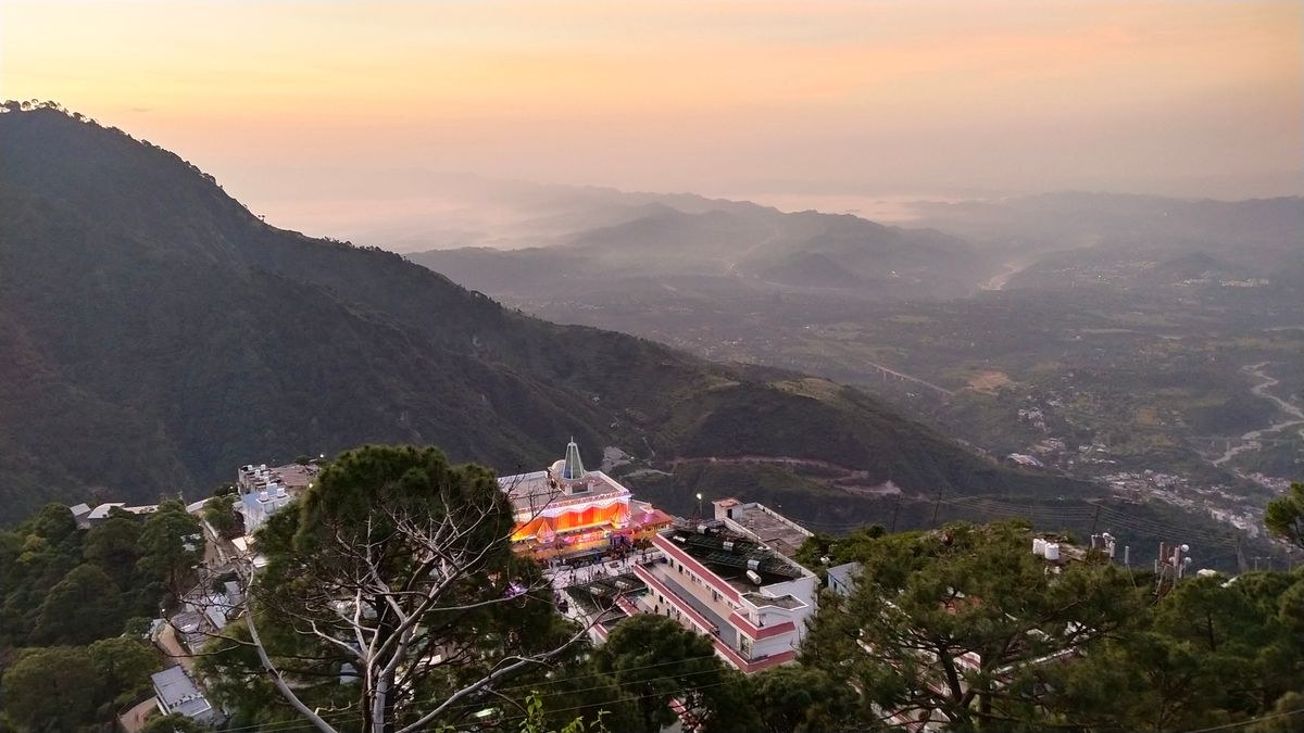Katra with Kashmir x 6 Nights