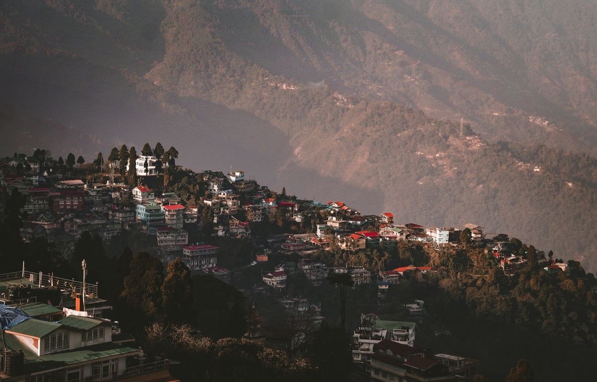 Gangtok 2N + Pelling 2N + Darjeeling  2N