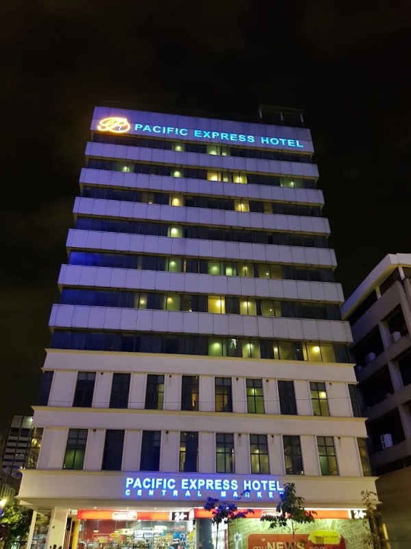 Pacific Express Hotel Central Market
