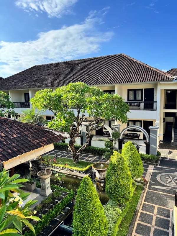 Legian Paradiso Hotel